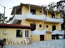Guest house Makis *